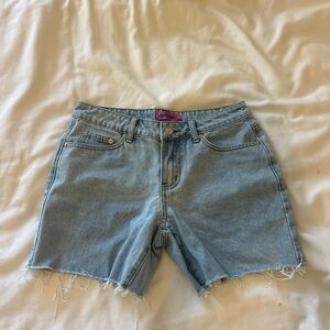 Edikted Jean shorts